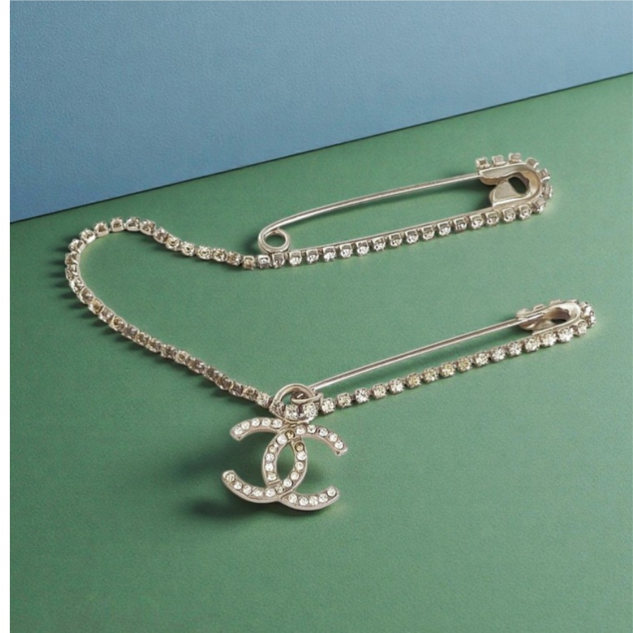 Chanel Brooch Safety Pin Design With Diamanted #KYEE-7
