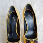 Giuseppe Zanotti Size 37 Peeptoe Yellow Suede With Crystal Detail Shoes #SCSO-9 - Image 5