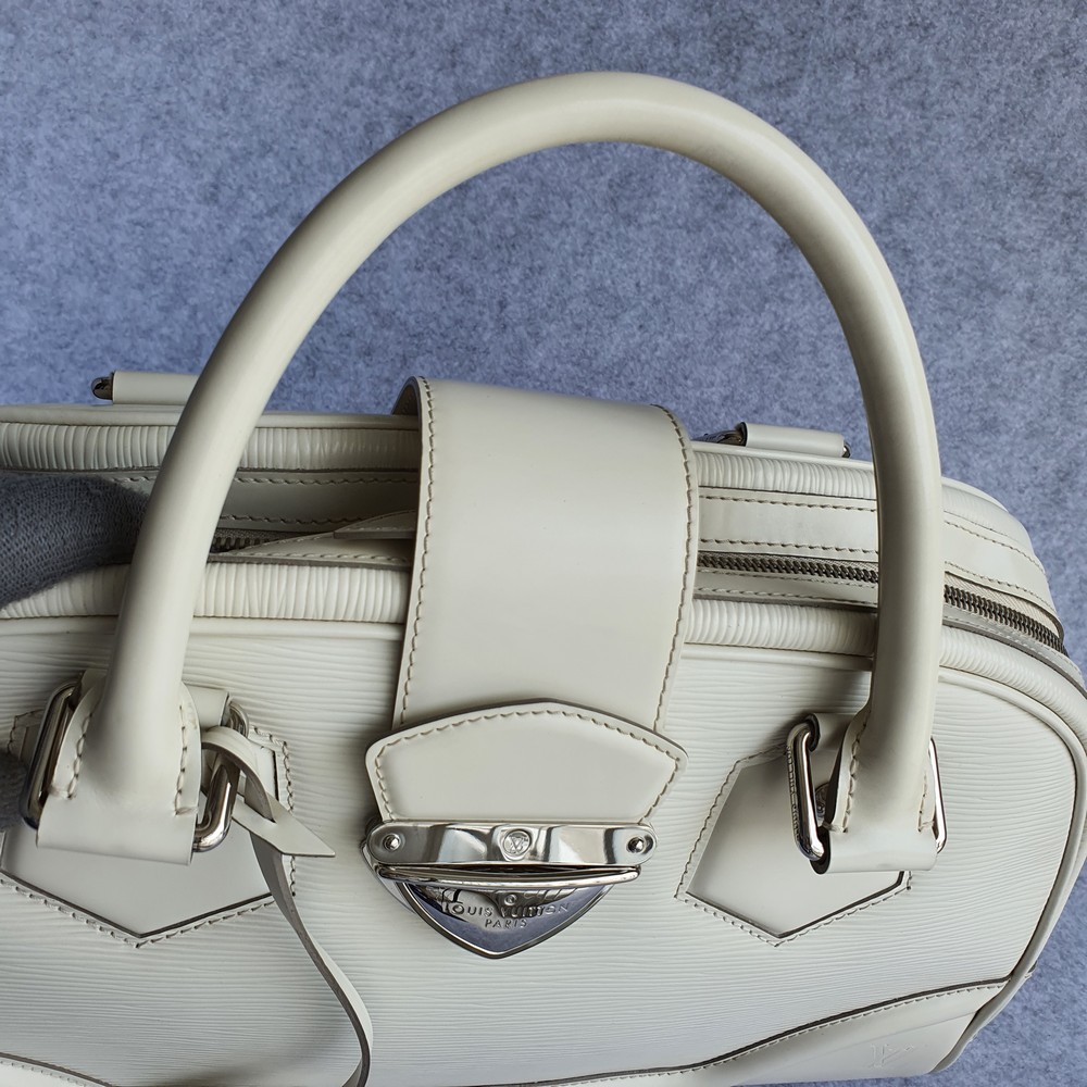Louis Vuitton, Bags, Lv Bowling Montaigne Gm White Epi Leather