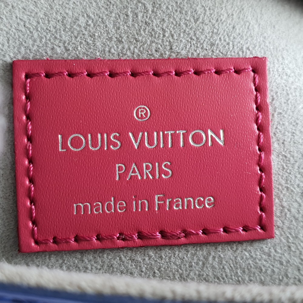 Louis Vuitton Chain Pochette – SFN