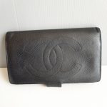 Chanel Wallet Black Caviar Leather with Gold Hardware #STUT-8