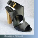 Giuseppe Zanotti SZ38 Sandals Black Leather with Gold Metal Shoes #TCLY-5