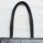 Salvatore Ferragamo Vintage Shopper Black Lizard Printed Leather with Gold Hardware #KRUY-3 - Image 19