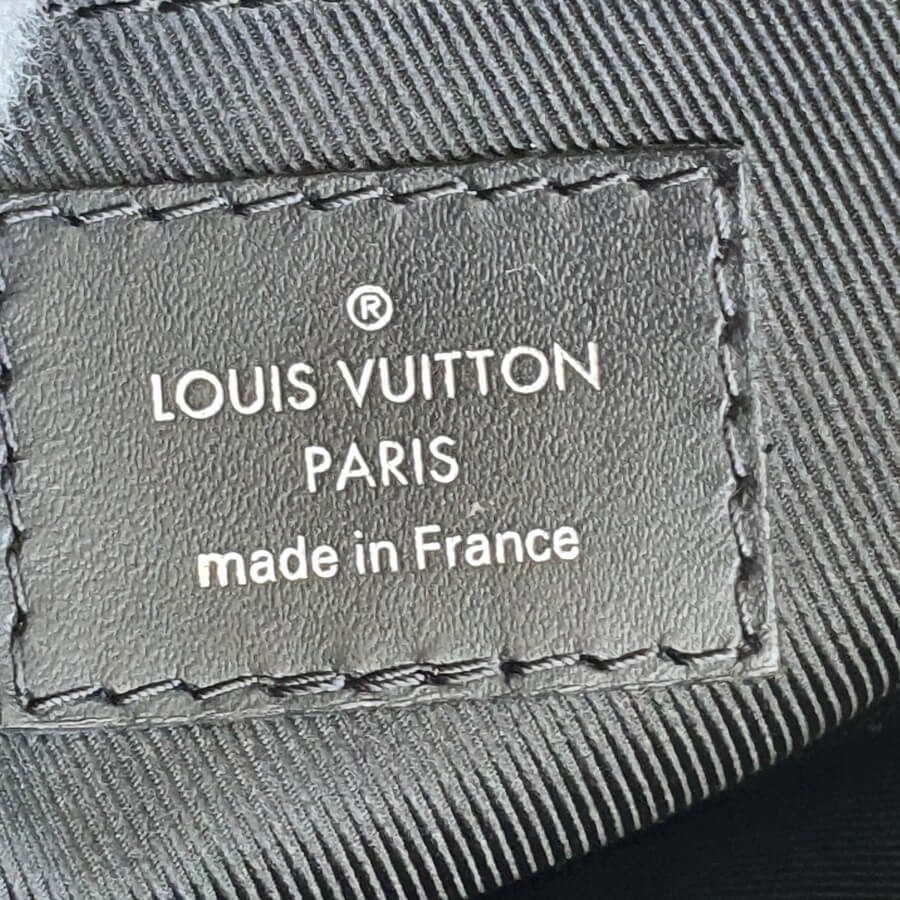 Louis Vuitton M69411 Discovery Pochette GM