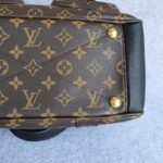 LV Manhattan NM Monogram Canvas with Leather and Gold Hardware #TRKU-1 - Image 18
