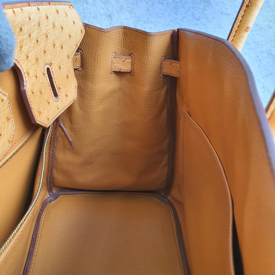 Hermes Birkin 35 Brown Ostrich skin with Gold Hardware #OLUT-1