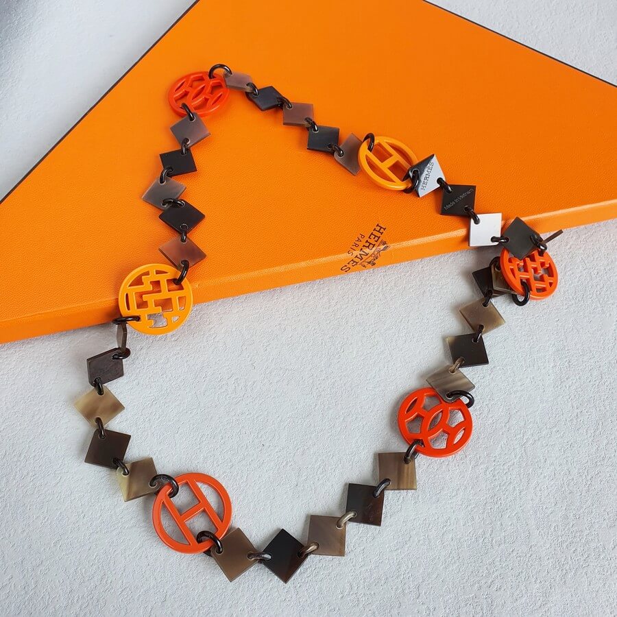 Hermes Hava Necklace Brown/Orange Buffalo Horn/Lacquered Wood #OLLS-4