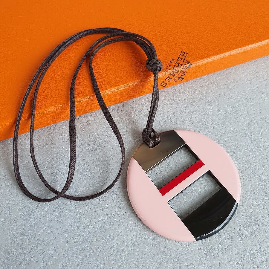 Hermes Opus Necklace Pink/Red/Black Buffalo Horn Lacquered Wood #OLLS-8