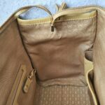 Anya Hindmarch Bag Light Brown Patent Leather with Gold Hardware #OCUU-1 - Image 38