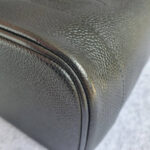 Chanel Vintage Vanity Case Black Grained Calfskin with Gold Hardware #OCUL-1 - Image 9