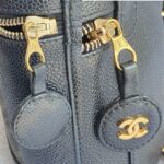 Chanel Vintage Vanity Case Black Grained Calfskin with Gold Hardware #OCUL-1 - Image 26