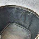 Chanel Vintage Vanity Case Black Grained Calfskin with Gold Hardware #OCUL-1 - Image 21