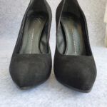 Giuseppe Zanotti Sz37.5 Black Suede/ Crystal On Heel Shoes #OCCT-5 - Image 3