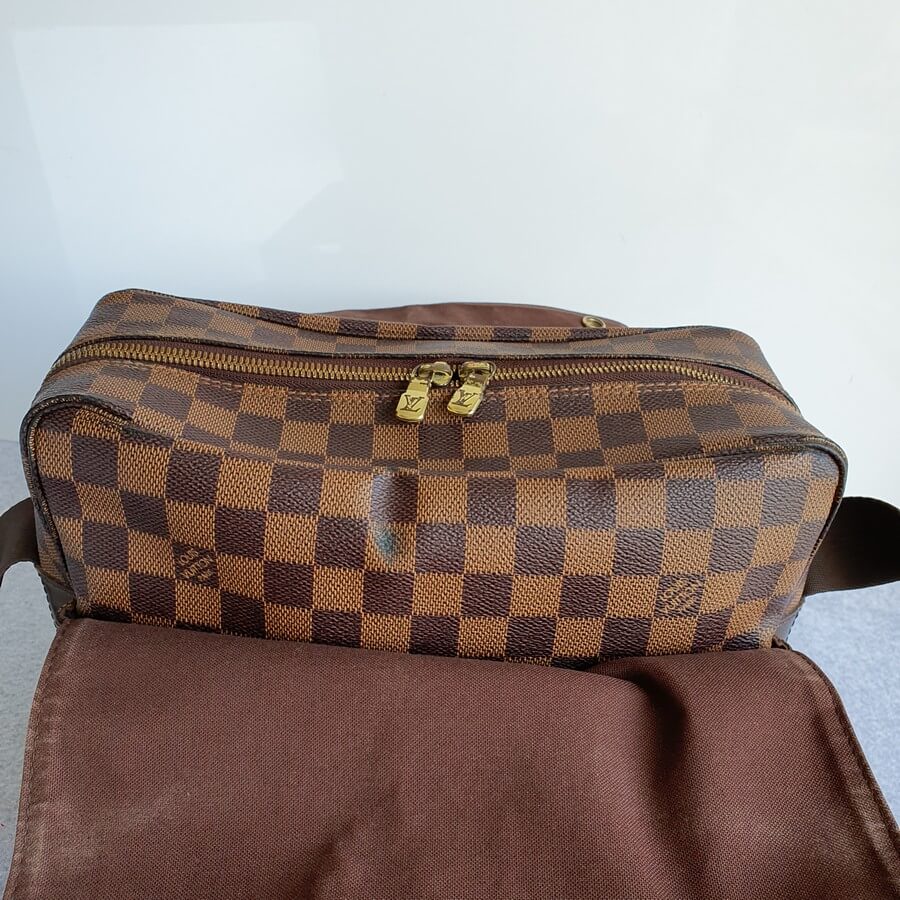 Louis Vuitton Vintage Damier Ebene Naviglio Messenger Bag - Brown