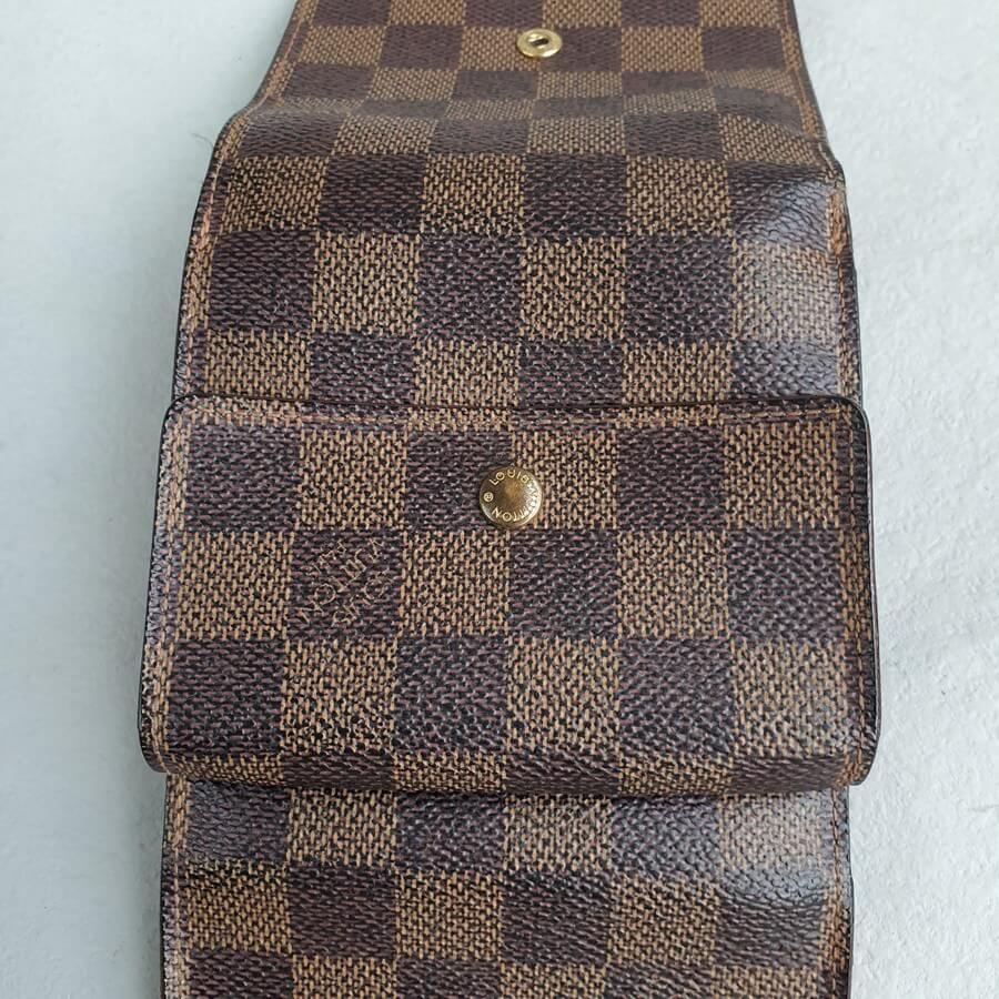 LV Compact Wallet Damier Ebene Coated Canvas with Leather and Gold Hardware  #OKYS-8 – Luxuy Vintage