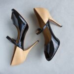 Valentino Garavani Peeptoe Size 38.5 2-Tone Leather Shoes #OKCT-43 - Image 5