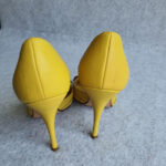 Valentino Garavani Pumps Size 38 Yellow Leather Shoes #OKCT-42 - Image 9