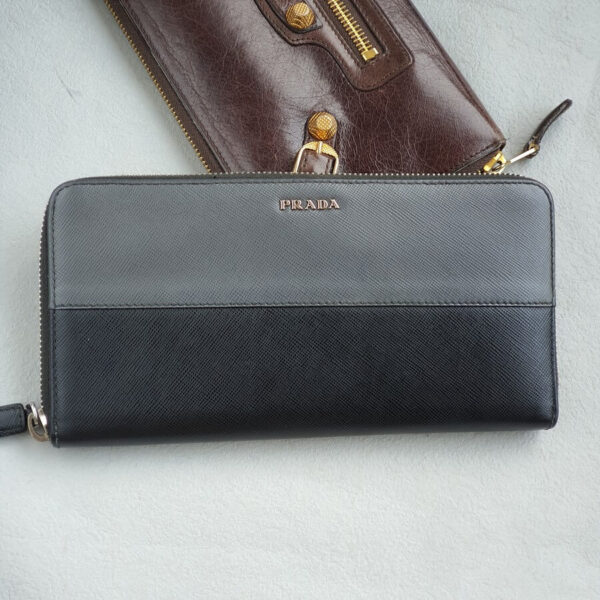 Prada Wallet Black/grey Saffiano Leather with Silver Hardware #OYKO-5