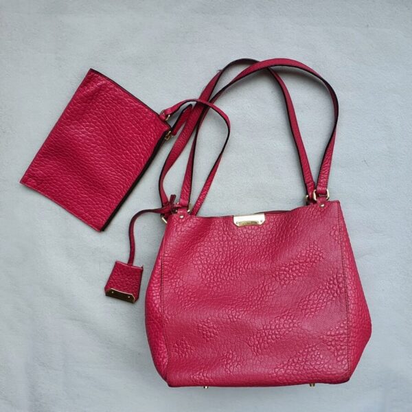 Burberry Shoulder Bag Pink Calf Leather and Gold Hardware #OSLU-3
