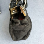 Marc Jacobs Shoulder Bag Black Leather with Gold Hardware #OSUY-1 - Image 8