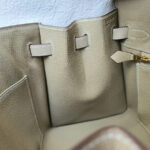 Hermes Birkin Sellier 25cm Trench/Craie Epsom Leather with Brushed Gold Plated Hardware Bag #OTSS-3 - Image 32