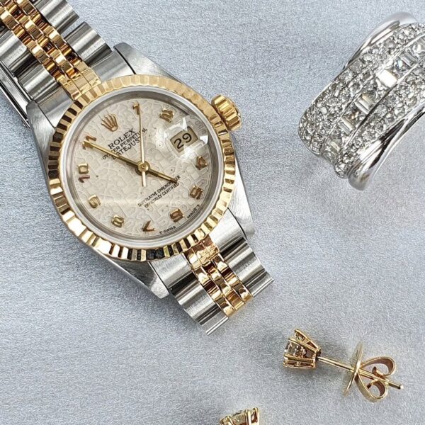 Rolex Oyster Prepetual Date just 26mm Watch #OOER-1