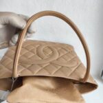 Chanel Medallion Bag Beige with Grained Calfskin and Gold Hardware #GUEOC-1 - Image 20