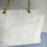 Chanel Vintage Shopper Bag White Grained Calfskin with Gold Hardware #REEC-1 - Image 5