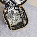 Dior Cosmetic Pouch Black/white Canvas with Gold Hardware #RLER-1 - Image 15