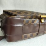 LV Bastille Messenger Bag Damier Ebene Coated Canvas with Leather And Gold Hardware #RUTO-1 - Image 9