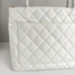 Chanel Medallion Bag White Grained Calfskin with Gold Hardware #RCCK-1 - Image 4