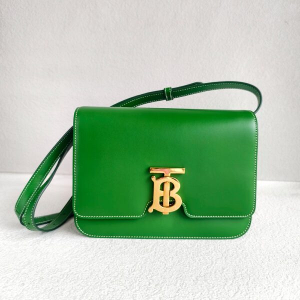 Elegant cocktail dresses or formal jumpsuits are also acceptable.