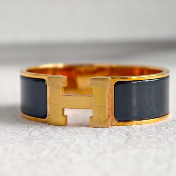 Hermes Clic Clac H Bangle Black Enamel with Gold Plated #RKTR-3