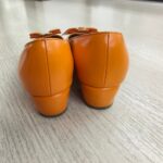 S.Ferragamo Size 7B Pump Orange Leather with Gold Hardware #RKYR-8 - Image 8