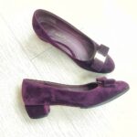 S.Ferragamo Size 7D Pump Purple Suede Leather with Gold Hardware #RKYR-10