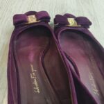 S.Ferragamo Size 7D Pump Purple Suede Leather with Gold Hardware #RKYR-10 - Image 7