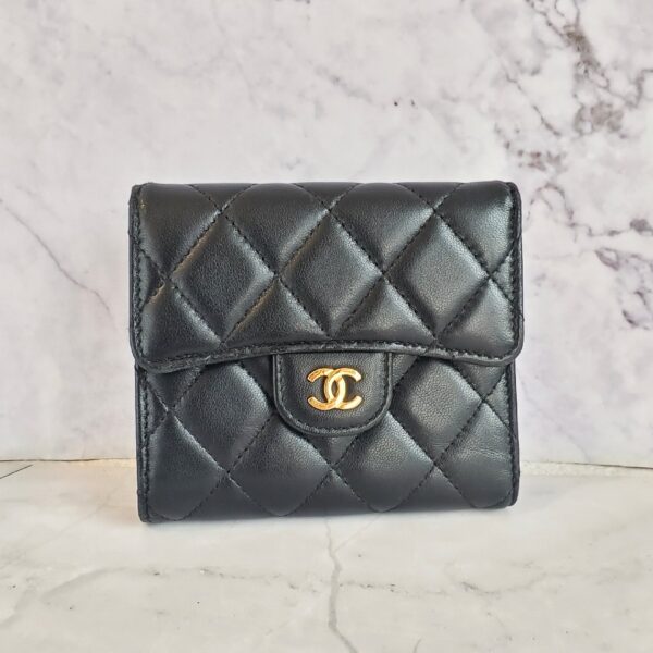 Chanel Classic Wallet Black Lambskin with Gold Hardware #RYCC-3