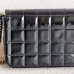 Chanel Vintage Chocolate Bar Flap Bag/Clutch Black Patent Leather with Gold Hardware #RYEU-2 - Image 6