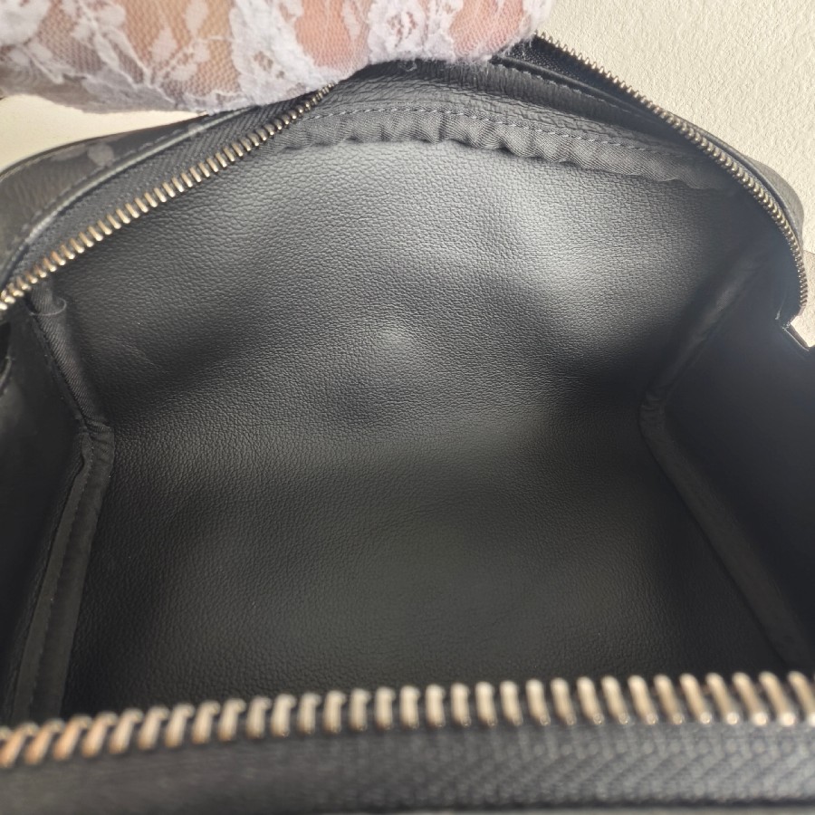 LV-Dopp-Kit-Monogram-Eclipse-Coated-Canvas-with-Leather-and-Silver-Hardware #RSLY-3 (20)