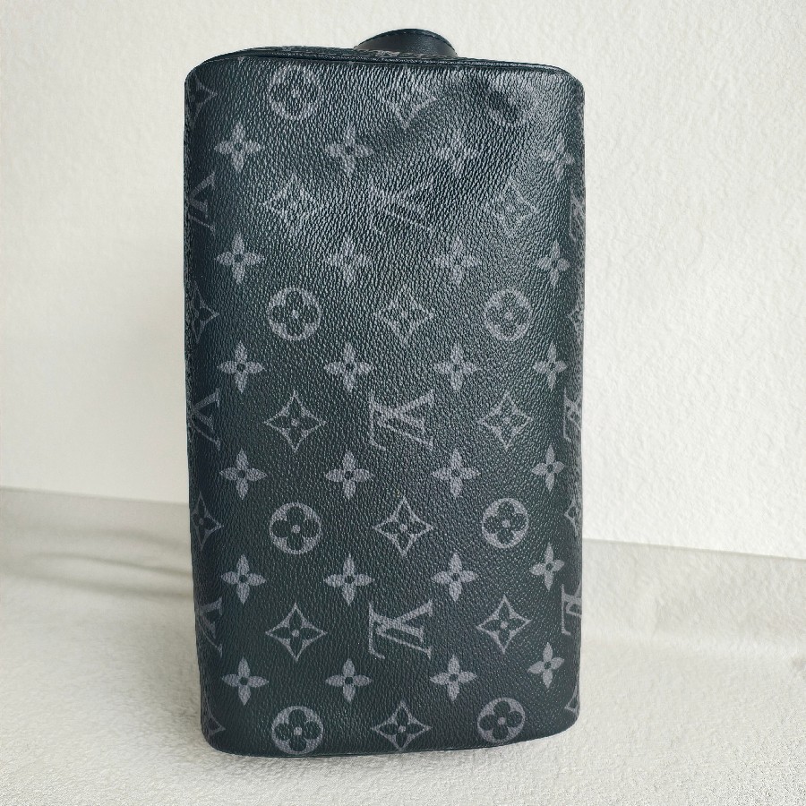 LV-Dopp-Kit-Monogram-Eclipse-Coated-Canvas-with-Leather-and-Silver-Hardware #RSLY-3 (8)