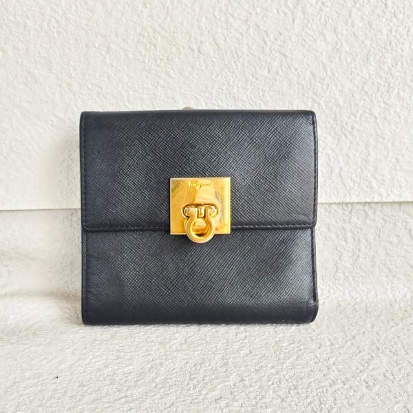 Salvatore Ferragamo Compact Wallet Black Calfskin with Gold Hardware #GUULU-4
