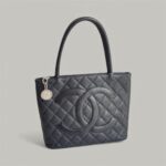 Chanel Medallion Bag Black Grained Calfskin with Silver Hardware #RSLO-1