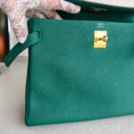 Hermes Kelly 32cm Malachite Green Togo Leather with Gold Plated Hardware #RCRS-3 - Image 3