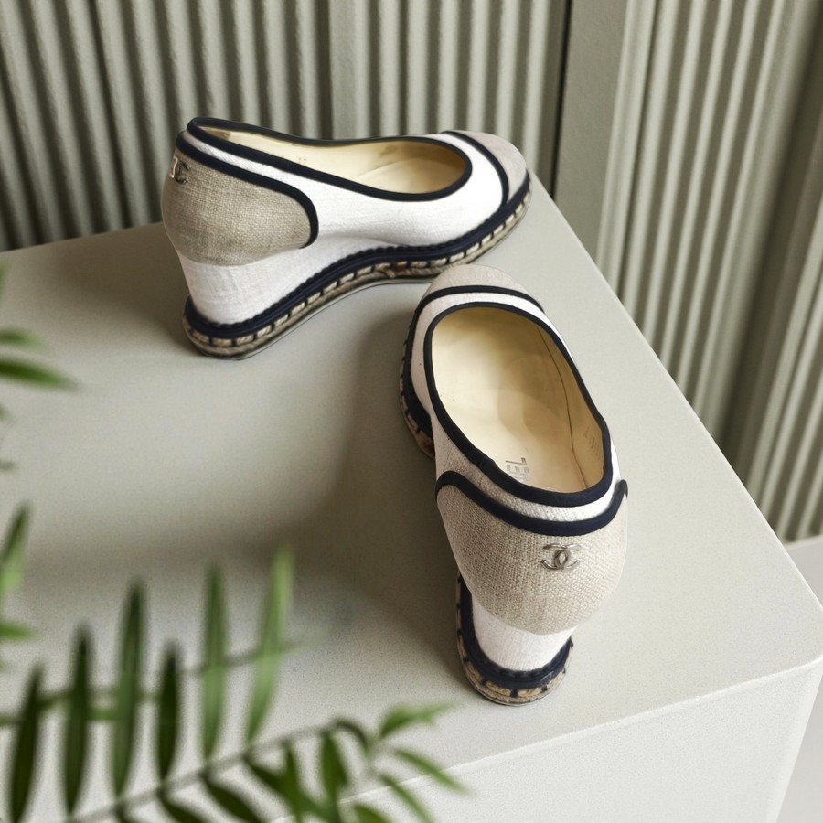 Chanel Wedges Pump Size 37 Shoes #RTCE-2