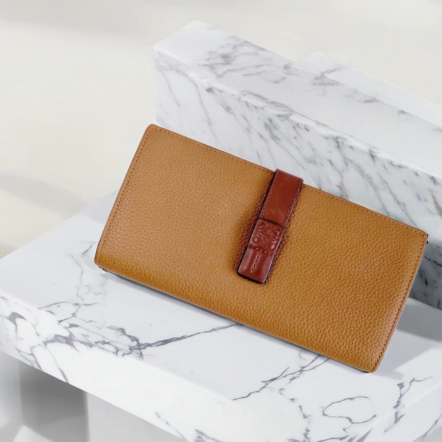Loewe Bi-fold Wallet Brown Calf Leather with Silver Hardware #RTOO-4