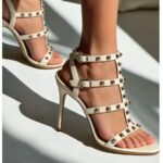 Valentino Rockstud Heel Size 39 Cream Leather Shoes #ROYL-3