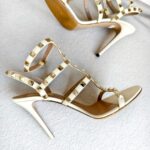Valentino Rockstud Heel Size 39 Cream Leather Shoes #ROYL-3 - Image 3