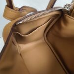 Hermes Mini Lindy Biscuit Clemence Leather with Palladium-plated Hardware #RRUC-3 - Image 29
