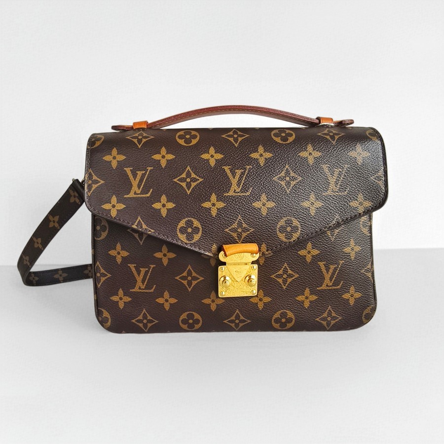 LV Pochette Metis Brown Monogram Coated Canvas with Leather and Gold Hardware #RRUY-2