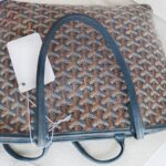 Goyard Artois PM Black Goyardine Canvas/Chevroches Calfskin with Silver Hardware #RROO-1 - Image 17